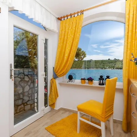 Liski Cove - Sea Star Apartmán