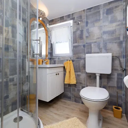 Liski Cove - Sea Star Apartmán Čunski
